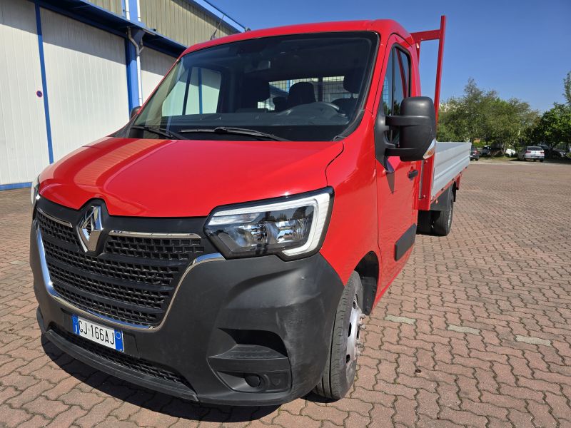 Renault Master gemellato